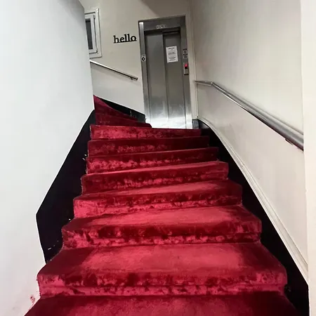 Hotel apartamentowy Massa